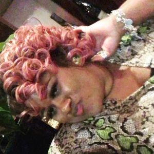 Meet your Posher, Manishi